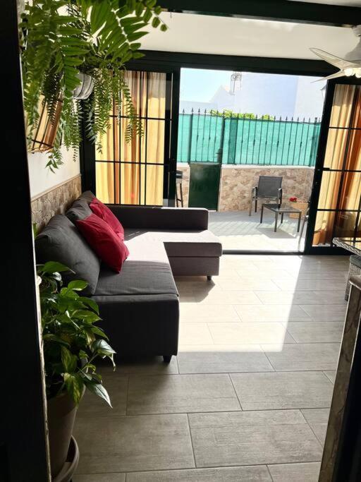 Апартаменты 42 Puerto Del Carmen Star Тиас Экстерьер фото